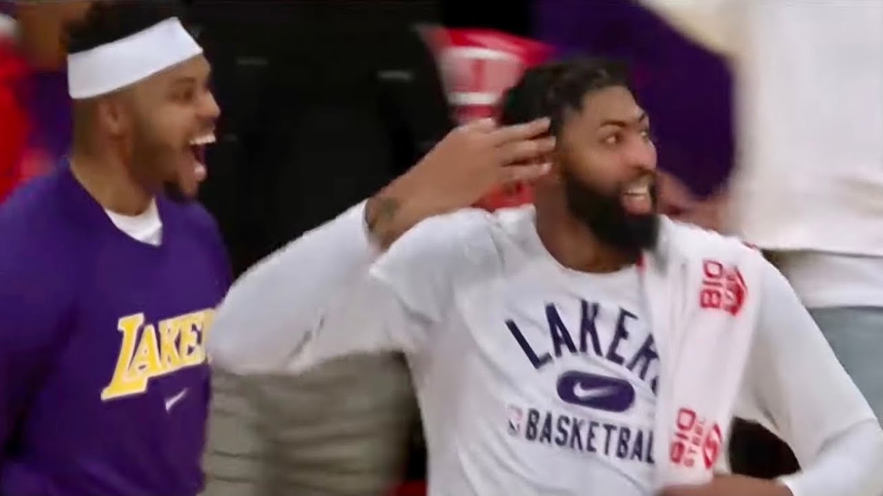 image 0 Melo Fires Up Lakers After Passing Malone In Year 19 👀